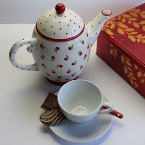 HALLMARK cute  Cherries and Red Polka Dots teapot